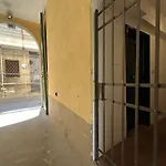 Pinti Apartment